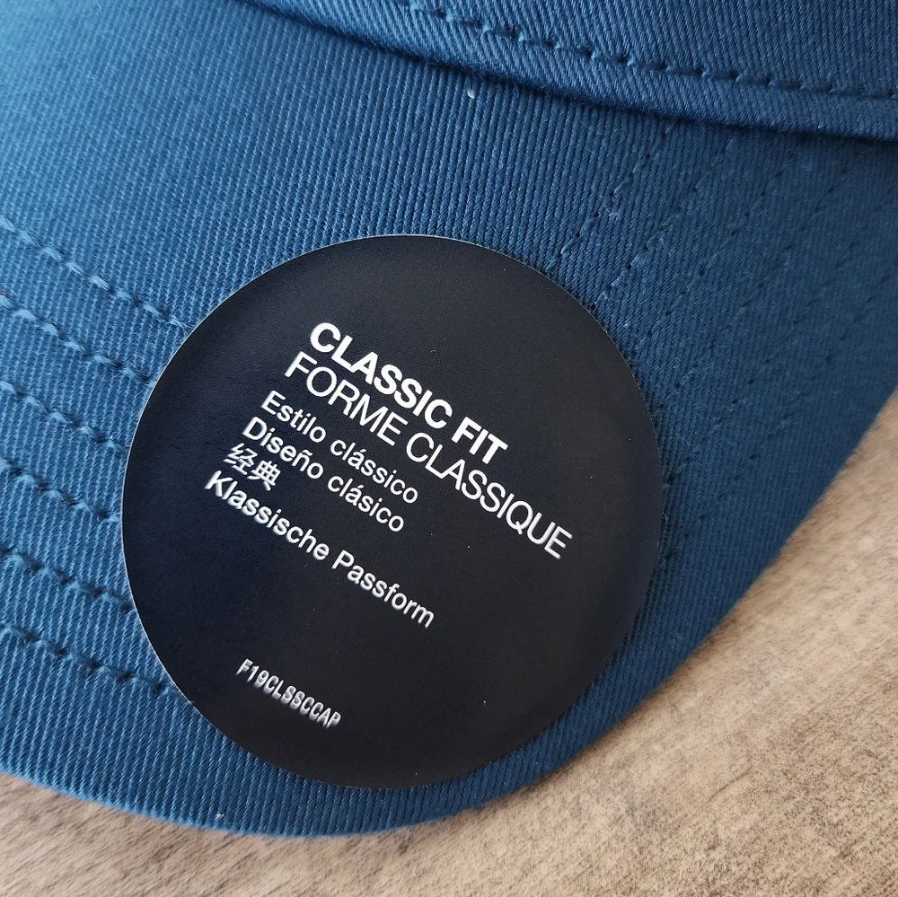 The North Face Mudder Trucker Snapback Hat Men's OSFM NWT